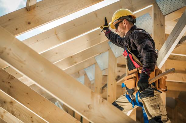 Best Roof Leak Repair  in Eastwood, MI